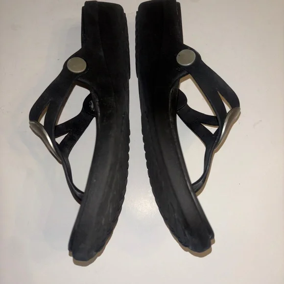 Croc sandals - Picture 2 of 6